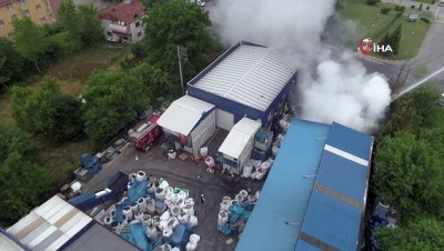 polis -  Atık pil fabrikasındaki yangın havadan görüntülendi  Videosu