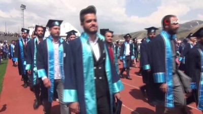  BEÜ’de mezuniyet töreni