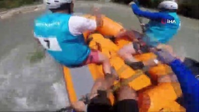 Tunceli’de Dünya Rafting Şampiyonası sürüyor