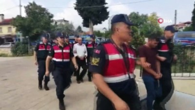  Yol kesip babayı öldüren oğlunu da ağır yaralayan 4 zanlı adliyede 