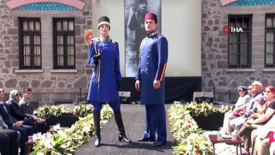 kronoloji -  İkinci Meclis’te Atatürk Giysi Koleksiyonu Defilesi Videosu
