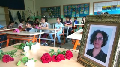 genc ogretmen -  Trafik kazasında ölen öğretmenin sınıfında duygu yüklü karne töreni  Videosu