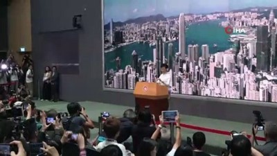 muhalifler -  - Hong Kong’da Hükûmetten Geri Adım
- İade Yasası İptal Edildi Videosu