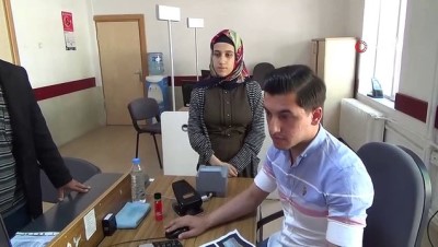 universite sinavi -  Sınava geç kalan 9 öğrenciyi polis ekipleri yetiştirdi  Videosu