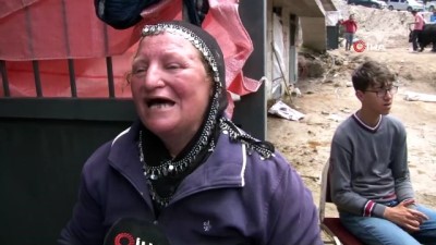 ilginc goruntu -  Boğa güreşlerinde onu hakemler bile arenadan uzaklaştıramadı Videosu