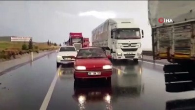 asiri yagis -  Başkent'te ulaşıma sel engeli Videosu