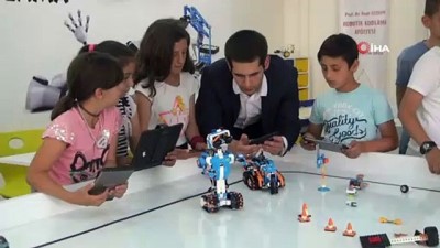 matematik dersi -  Bitlisli öğrenciler geleceğin teknolojisini öğreniyor  Videosu