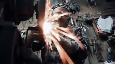 bicakcilik - Iraklı bıçak ustası dede mesleğini yaşatmaya devam ediyor - SÜLEYMANİYE  Videosu