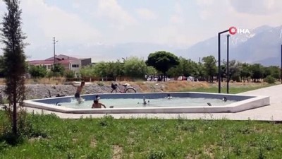 elektrik carpmasi -  Süs havuzunda tehlikeli serinlik  Videosu