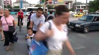 kirmizi isik -  Antalya'da feci kaza...Genç kız, metrelerce savrulup acı içerisinde yere yığıldı  Videosu