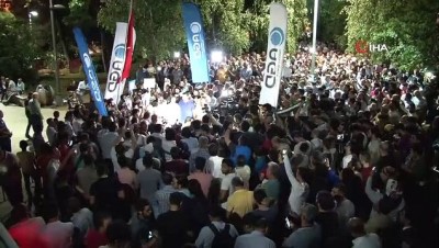 giyabi cenaze namazi -  Mısır Beşiktaş’taki konsoloslukta Mursi için gıyabi cenaze namazı  Videosu