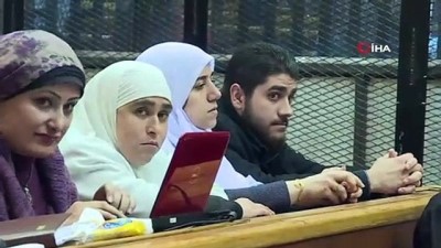 mahkeme salonu -  - MURSİ DEFNEDİLDİ  Videosu