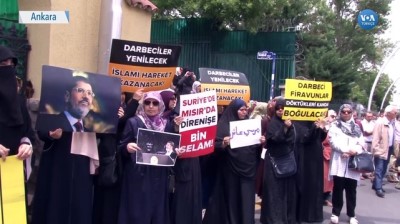 giyabi cenaze namazi - Türkiye’de Mursi’ye ‘Şehit ve Kahraman’ Vurgulu Gıyabi Cenaze Videosu