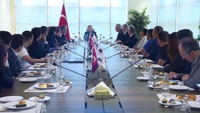 kadin isci - Cumhurbaşkanı Yardımcısı Oktay İstanbul'da Videosu
