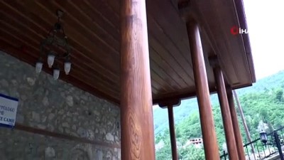 geometri -  Cennetin 8 kapısının tasvir edildiği cami dikkat çekiyor  Videosu