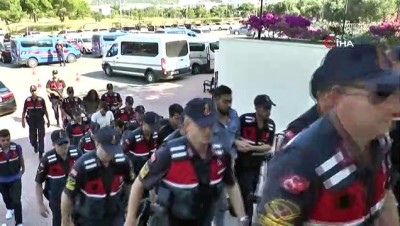  12 kaçak göçmenin ölümüyle ilgili 8 kişi tutuklandı