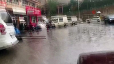 asiri yagis -  Darende’de sağanak yağış sele neden oldu Videosu