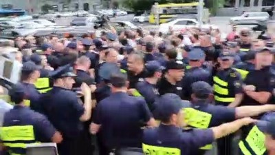 Gürcistan'da Rus heyetine protesto - TİFLİS
