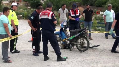 trafik kazasi -  Ölen motosikletli gencin kaza anı güvenlik kamerasında Videosu