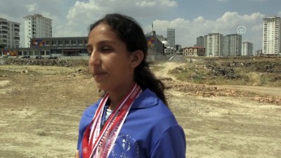 bagimlilik - Yürüyerek madalyalara abone oldular - GAZİANTEP  Videosu