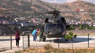  Ayı saldırısına uğrayan dağcı yaralandı, askeri helikopter ile kurtarıldı