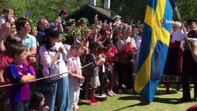 cicekli -  - İsveç’te ‘En Uzun Gün Bayramı’ coşku ile kutlandı Videosu