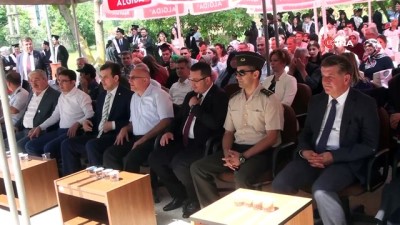  Mustafakemalpaşa MYO’da mezuniyet coşkusu