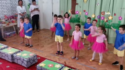 koordinat -  - TİKA’dan Üsküp kreşlerindeki otizmli çocuklara destek  Videosu