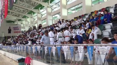 yaris - Türk ile Suriyeli çocuklar, judo turnuvasında buluştu Videosu