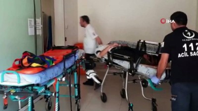 yolcu otobusu -  Antalya’da yolcu otobüsü kazası: 20 yaralı Videosu