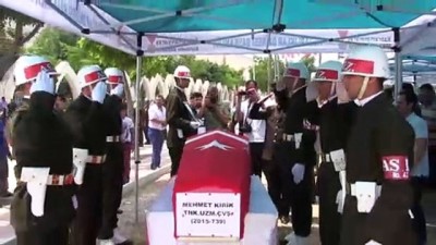 cekim - Hayatını kaybeden asker son yolculuğuna uğurlandı - KAHRAMANMARAŞ Videosu