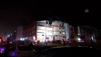 cati kati - İstanbul’da fabrika yangını  Videosu
