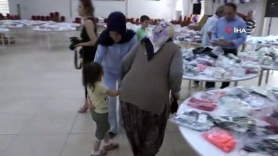 salda -  Ormanlı Belediyesi çocuklara 4 bin parça kıyafet dağıttı Videosu