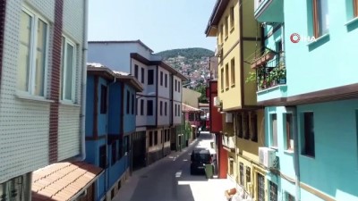 kazma kurek -  Bursa'da 2400 yıllık sokaklar yeniden canlandı...Tarihi Hisar Bölgesi havadan görüntülendi  Videosu