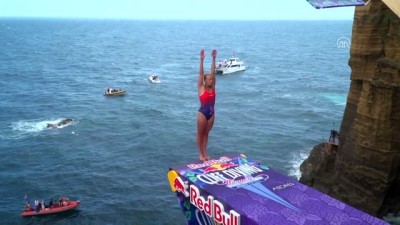nathan - Red Bull Cliff Diving Portekiz’de gerçekleştirildi - SAO MİGUEL  Videosu