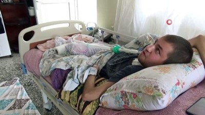 bayhan -  Yatağa bağımlı 23 yaşındaki kas hastası genç yardım bekliyor  Videosu