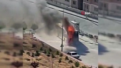 yolcu otobusu -  Belediye otobüsü alev alev yandı Videosu