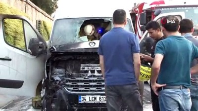 trafik polisi -  E5’te içinde 11 kişinin bulunduğu servis minibüs alev alev yandı Videosu