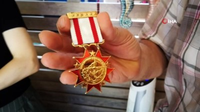 dalyan -  Bulduğu madalyayı Muharip Gaziler Derneği'ne teslim etti  Videosu