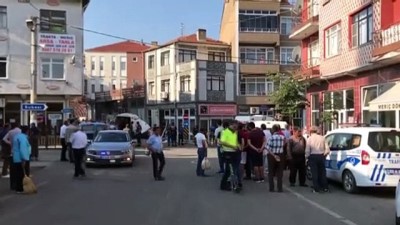 insan kacakcilari - Düzensiz göçmenleri taşıyan aracın kaza yapması - Gözaltına alınan sürücü tutuklandı - EDİRNE Videosu