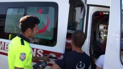 jandarma -  Kartepe'de kamyon ile hafif ticari araç çarpıştı: 2 yaralı Videosu