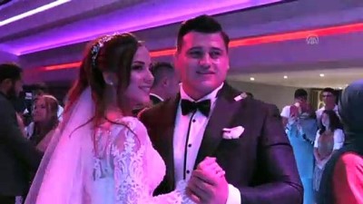 milli guresci - Rıza Kayaalp, ikinci düğününü memleketinde yaptı - YOZGAT Videosu