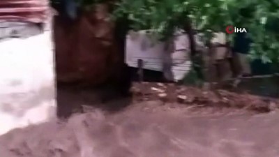 is makinesi -  Erzurum’da sağanak yağış sele dönüştü  Videosu