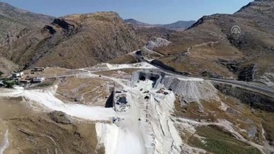 bolunmus yollar - Hasankeyf Gercüş'e tünel ile bağlanacak (2) - BATMAN  Videosu