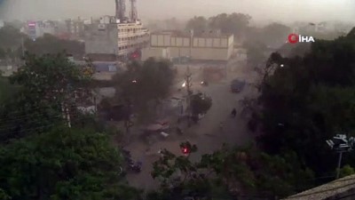  - Hindistan'da Fırtına: 31 Ölü 