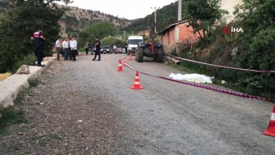 jandarma -  Komşusunun traktörüne bindi, düşerek hayatını kaybetti  Videosu