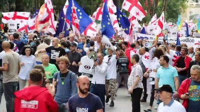 milletvekili - Gürcistan'ın başkenti Tiflis'teki protestolar 10. gününde devam etti - TİFLİS Videosu