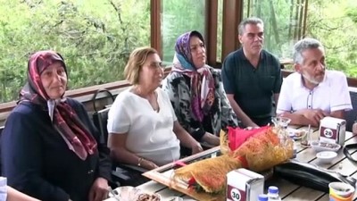 kalp krizi - Nevin öğretmen 47 yıl sonra öğrencileriyle buluştu - KONYA  Videosu