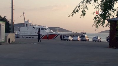 sahil guvenlik -  Maltepe sahilde sandaldan denize düşen 2 kişi kurtarıldı Videosu