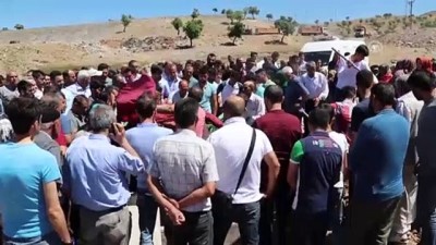 Kayseri'deki trafik kazası - Kazada hayatını kaybeden kardeşler toprağa verildi - ELAZIĞ 